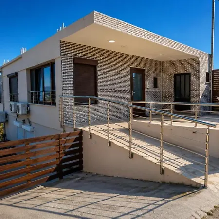 Koutsoukelis-house